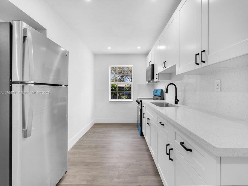 Picture of 3050 NE 13Th Ave, Pompano Beach FL 33064
