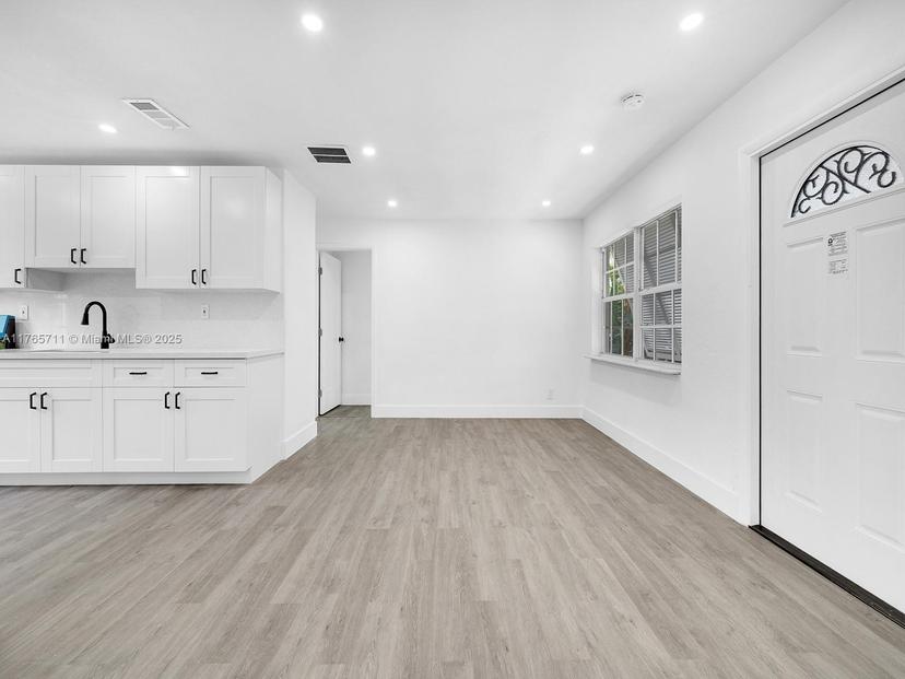 Picture of 3050 NE 13Th Ave, Pompano Beach FL 33064