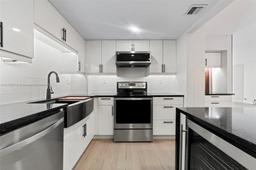 Picture of 1000 Quayside Ter # 1909, Miami, FL 33138