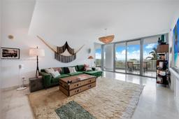 Picture of 2627 S Bayshore Dr # 605, Miami, FL 33133