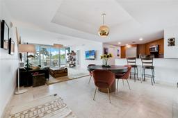 Picture of 2627 S Bayshore Dr # 605, Miami, FL 33133