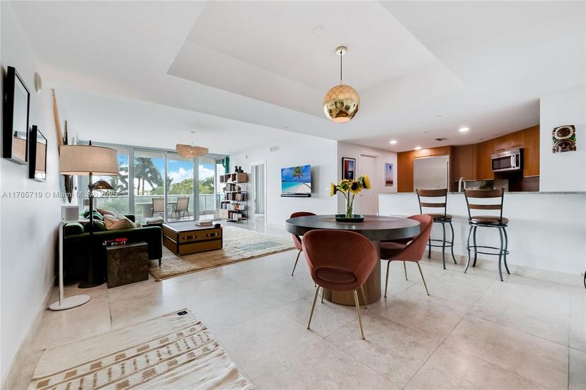 Picture of 2627 S Bayshore Dr # 605, Miami FL 33133