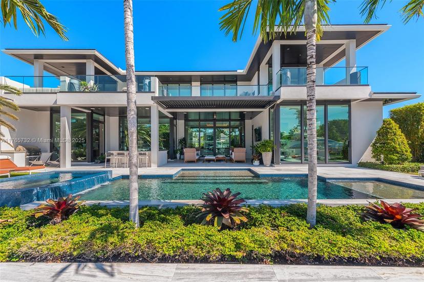 Picture of 22 Isla Bahia Dr, Fort Lauderdale FL 33316