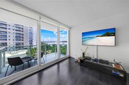 Picture of 1000 West Ave # 426, Miami Beach, FL 33139