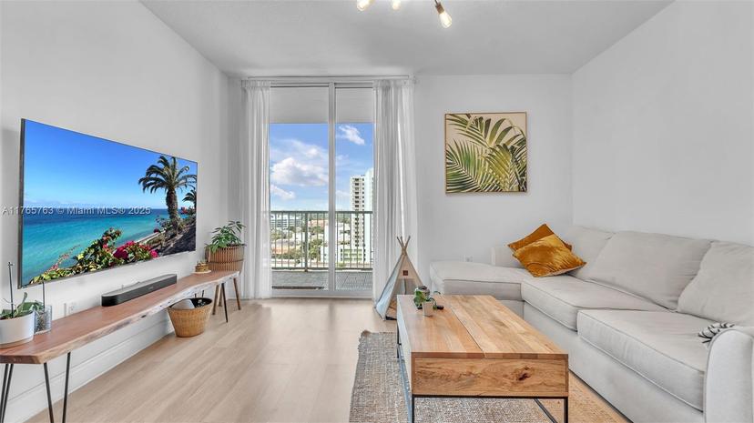 Picture of 1250 S Miami Ave # 1307, Miami FL 33130