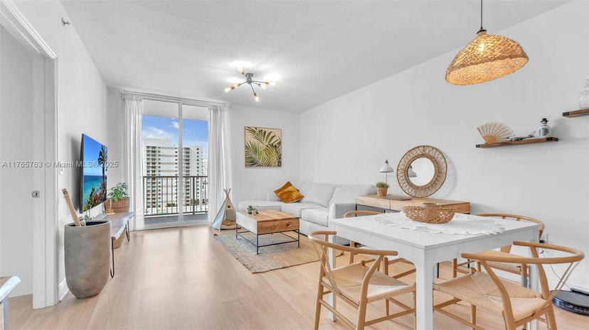 Picture of 1250 S Miami Ave # 1307, Miami FL 33130