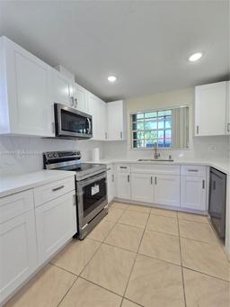 Picture of 25947 SW 132Nd Ct, Homestead, FL 33032