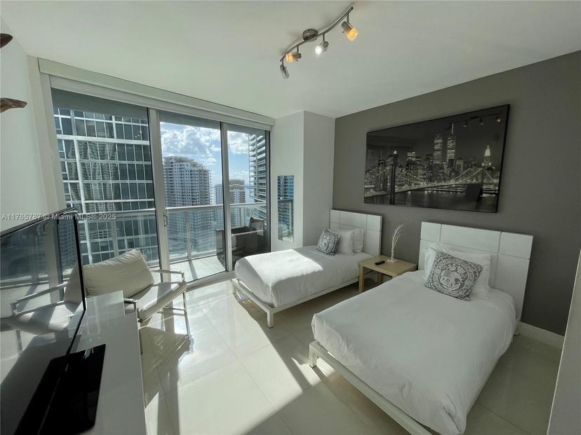 Picture of 485 Brickell Ave # 2602, Miami FL 33131