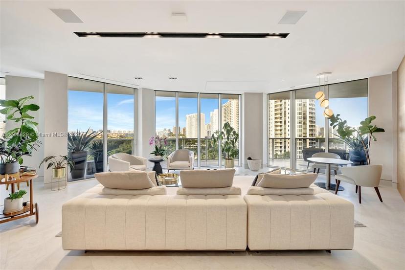 Picture of 4100 Island Blvd # 1004, Aventura FL 33160