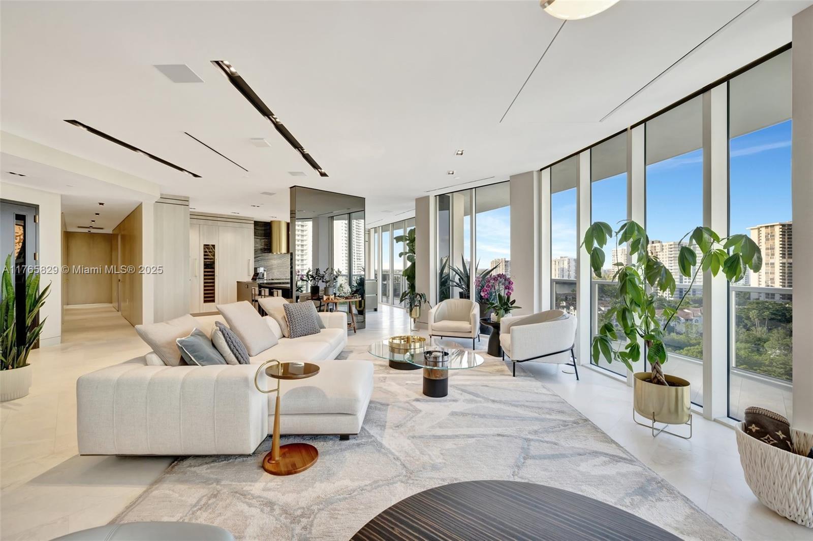 Picture of 4100 Island Blvd # 1004, Aventura, FL 33160