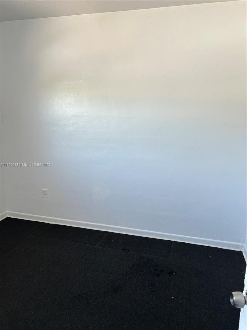 Picture of 1513 NW 81St St # 1513, Miami FL 33147