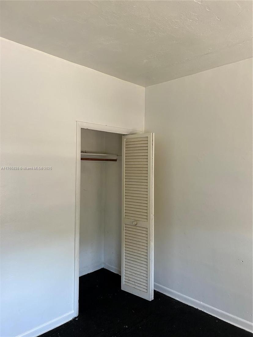 Picture of 1513 NW 81St St # 1513, Miami FL 33147