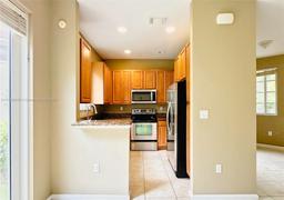 Picture of 21007 NW 14Th Pl # 851, Miami Gardens, FL 33169