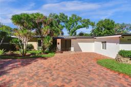 Picture of 19940 NE 21St Ct, Miami, FL 33179