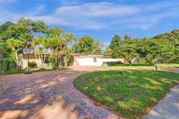 Picture of 19940 NE 21St Ct, Miami, FL 33179