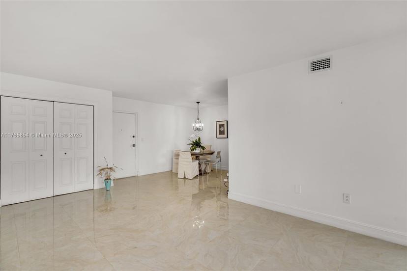 Picture of 9431 SW 4Th St # 405, Miami FL 33174