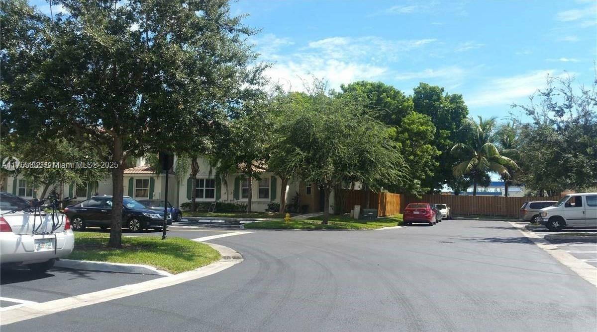 Picture of 917 NE 42Nd Pl, Homestead, FL 33033