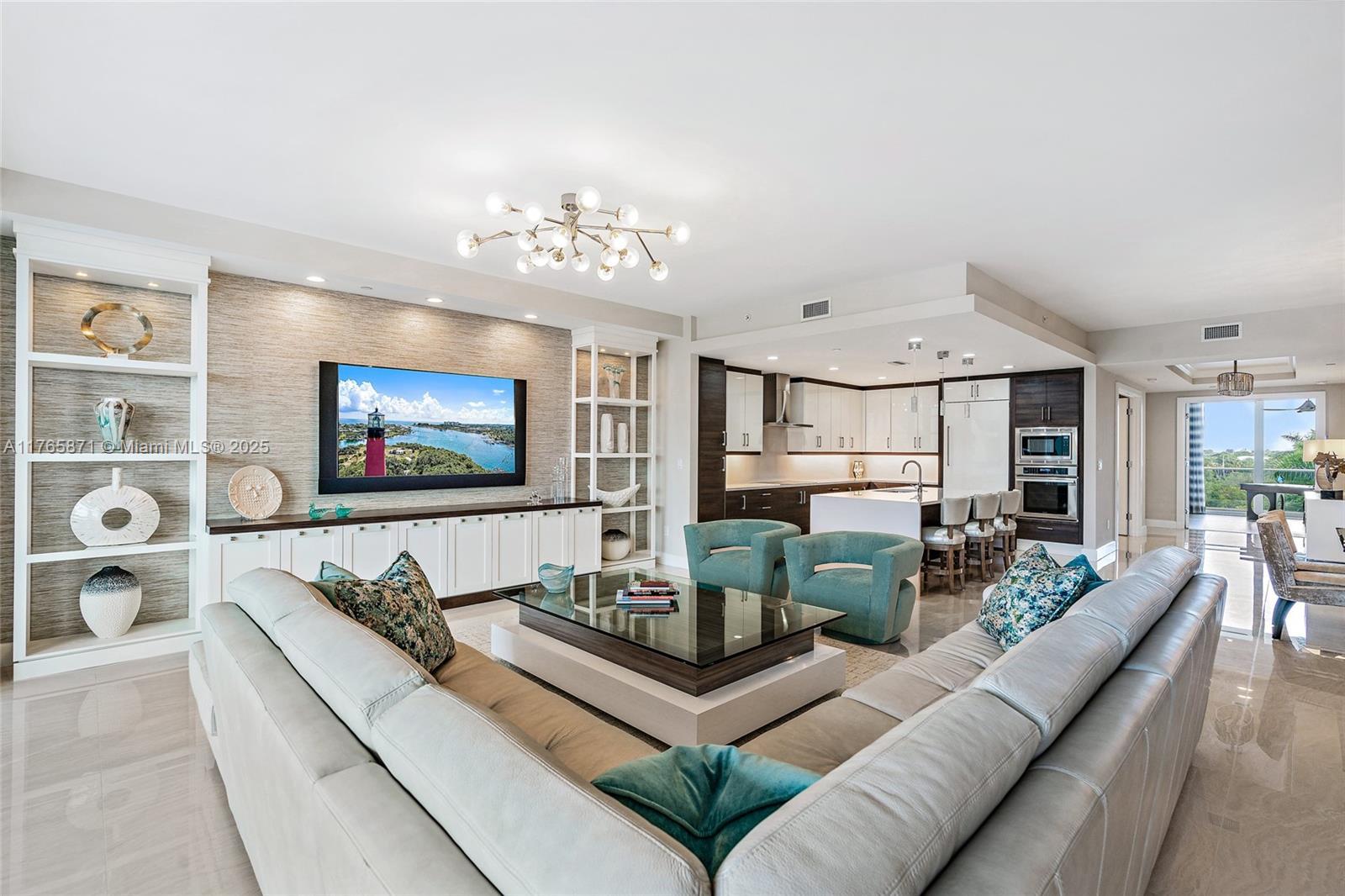 Picture of 2700 Donald Ross Rd # 402, Palm Beach Gardens, FL 33410