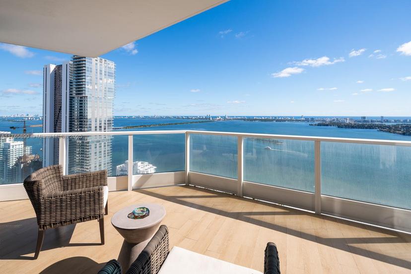 Picture of 2020 N Bayshore Dr # 4101, Miami FL 33137