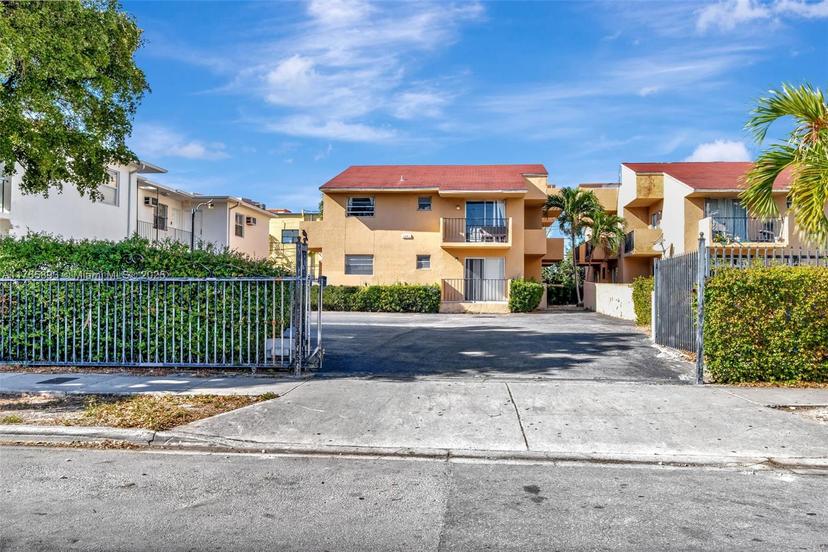 Picture of 1241 NW 6Th St # 1, Miami FL 33125