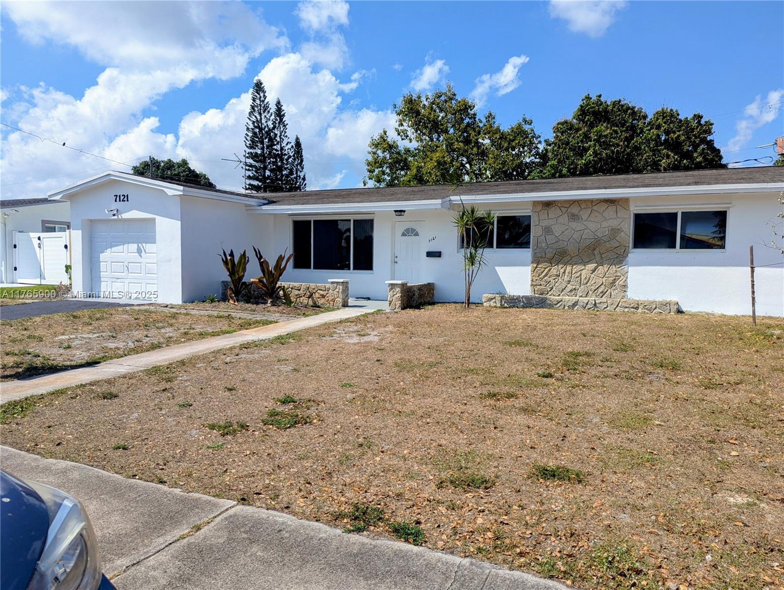 Picture of 7121 SW 6Th St, Pembroke Pines, FL 33023