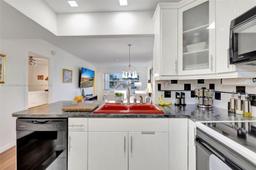 Picture of 5103 NW 35Th St # 406, Lauderdale Lakes, FL 33319