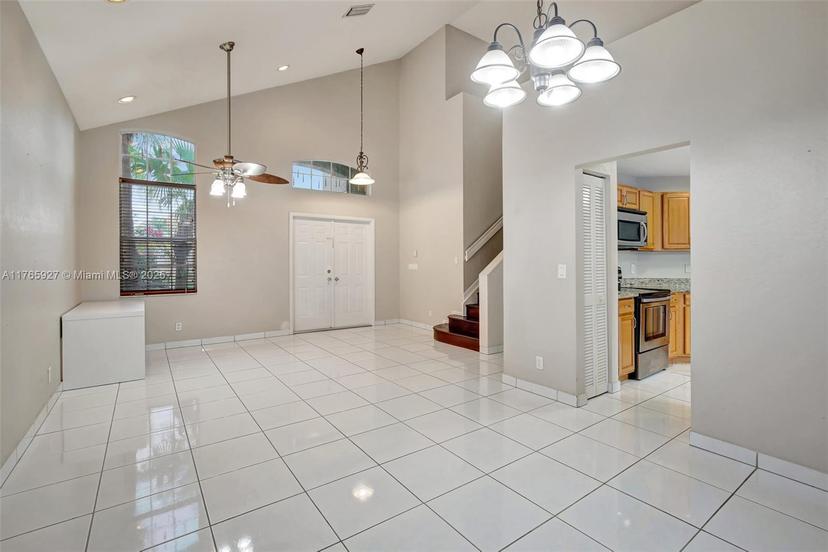 Picture of 421 Bermuda Springs Dr, Weston FL 33326