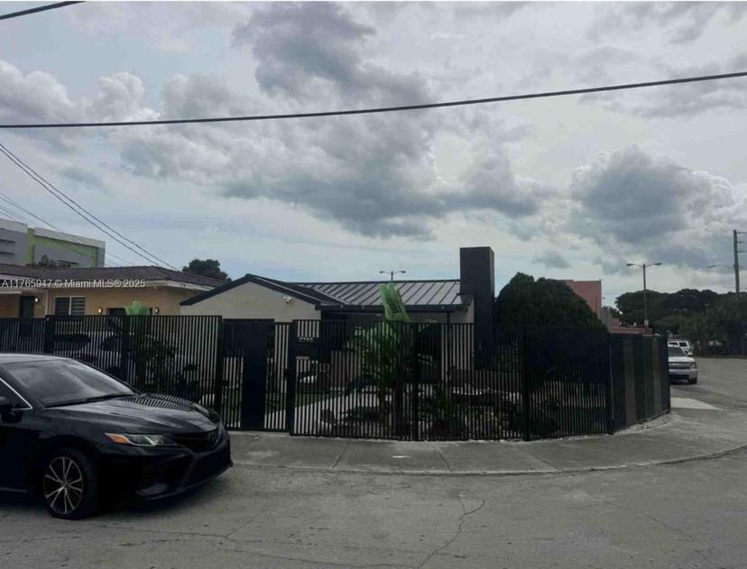 Picture of 2790 NW 3Rd St, Miami FL 33125