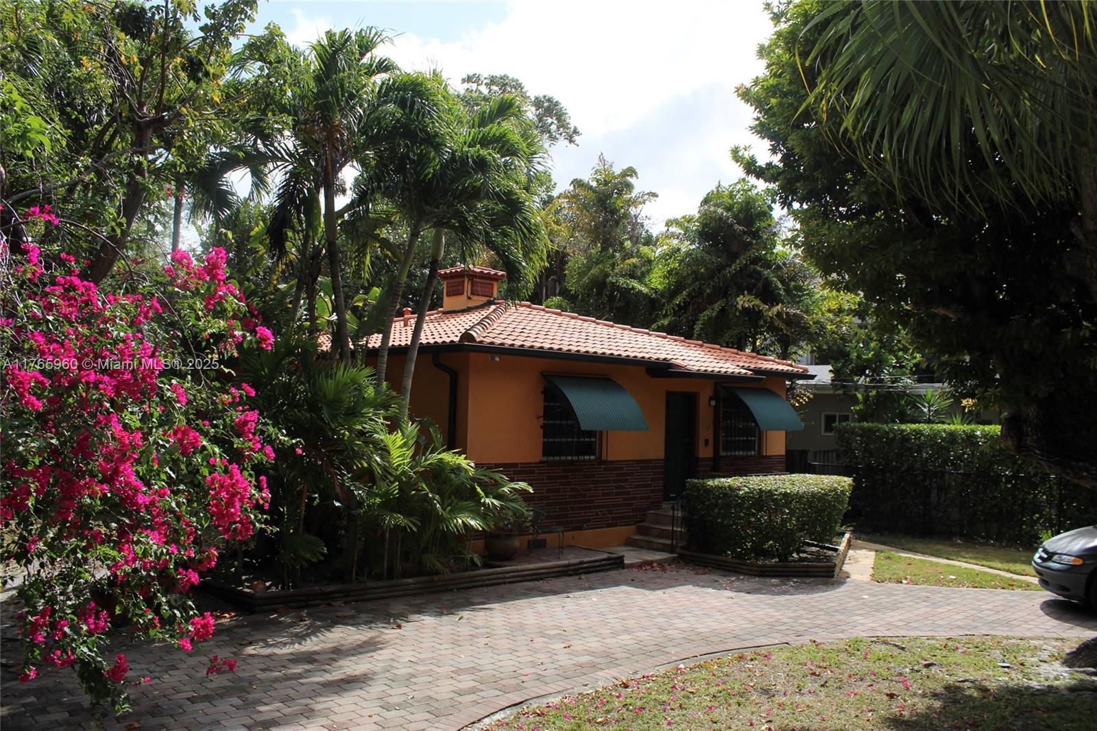 Picture of 746 NE 67Th St, Miami, FL 33138
