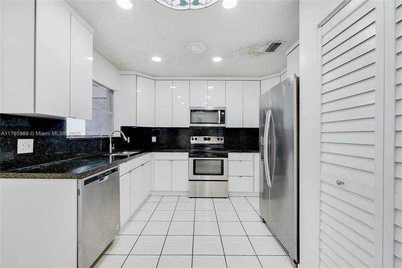 Picture of 11237 SW 152Nd Ter, Miami FL 33157