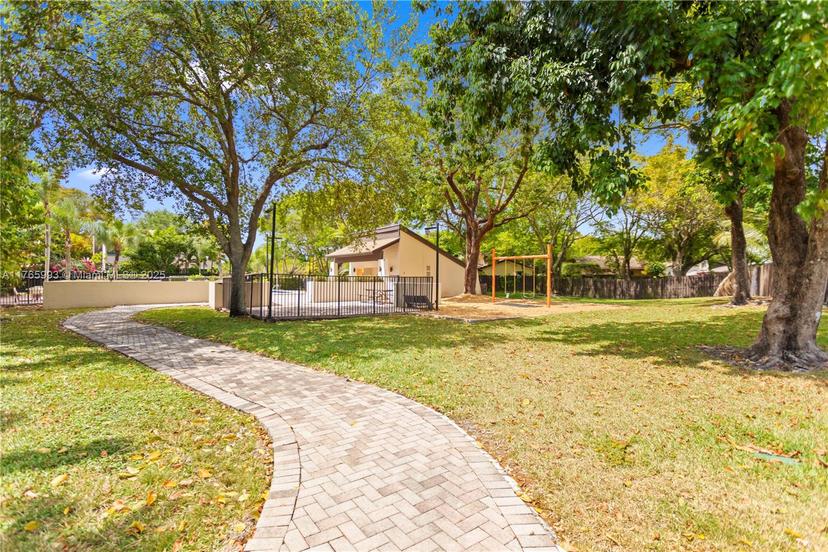 Picture of 13444 SW 108Th St Cir N, Miami FL 33186