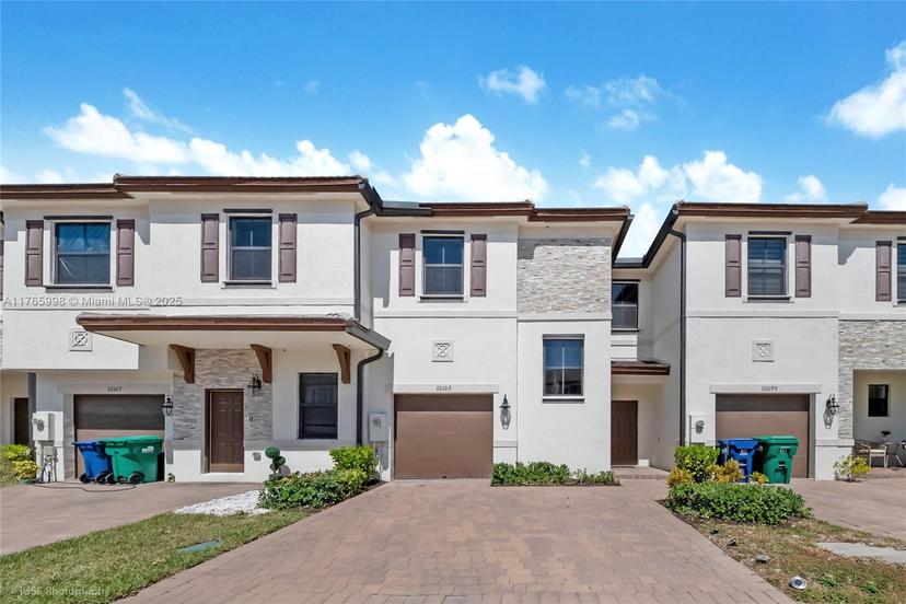 Picture of 10103 SW 231St Ln # 231, Miami FL 33190