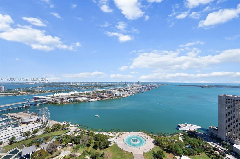 Picture of 50 Biscayne Blvd # 4810, Miami FL 33132