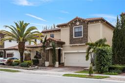 Picture of 9910 NW 86Th Ter, Doral, FL 33178