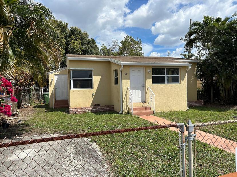 Picture of 375 E 15Th St, Hialeah FL 33010