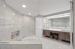 Picture of 3600 Mystic Pointe Dr, Aventura, FL 33180