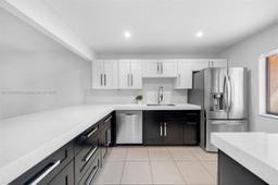 Picture of 369 Lakeview Dr # 102, Weston, FL 33326