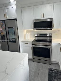 Picture of 1870 NW 83Rd St, Miami, FL 33147
