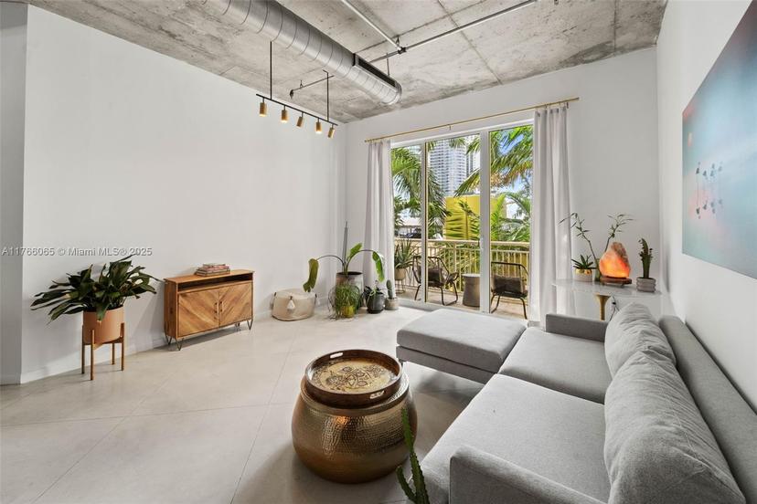 Picture of 2001 Biscayne Blvd # 2409, Miami FL 33137