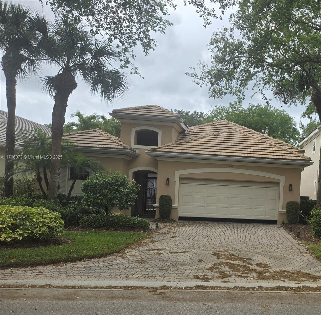 Picture of 4208 Kensington High Street, Naples, FL 34105