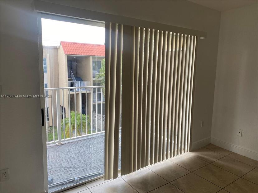 Picture of 5102 NW 79Th Ave # 304, Doral FL 33166