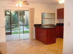 Picture of 4415 Treehouse Ln # C, Tamarac, FL 33319