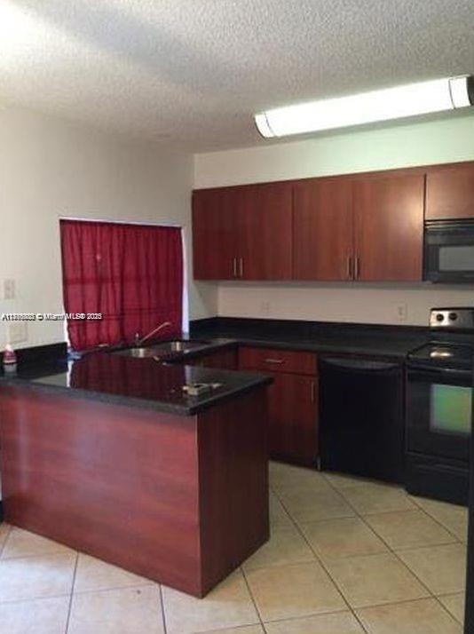 Picture of 4415 Treehouse Ln # C, Tamarac FL 33319