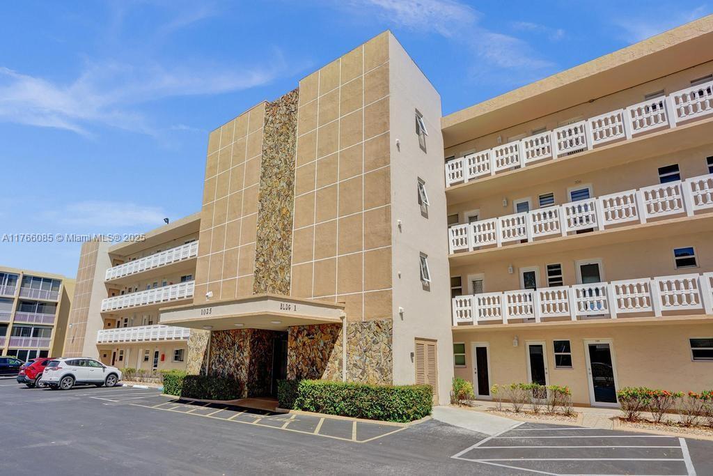 Picture of 1025 SE 2Nd Ave # 205, Dania Beach, FL 33004