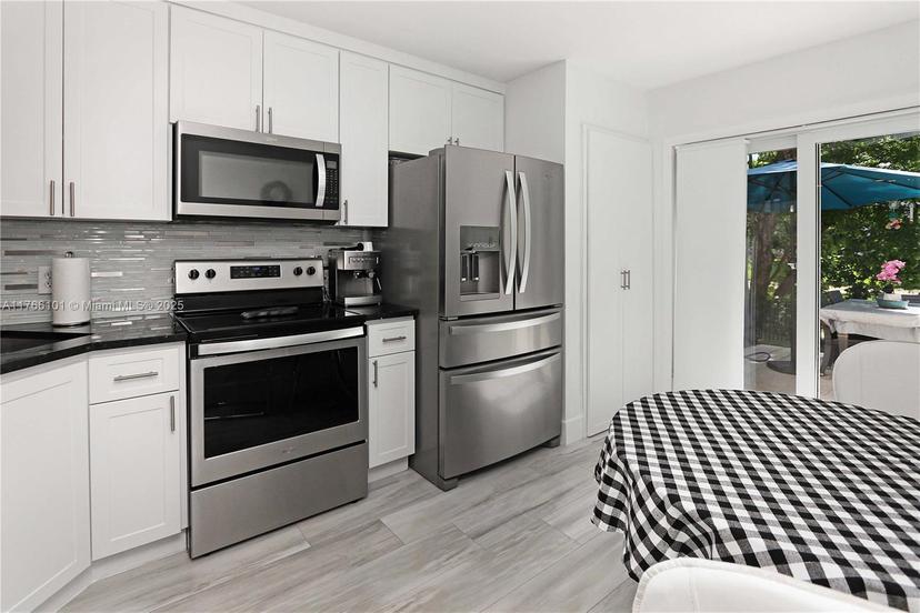 Picture of 2175 NW 77Th Way # 103, Pembroke Pines FL 33024