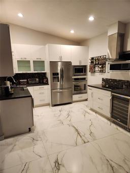 Picture of 5723 NW 100Th Ct, Doral, FL 33178
