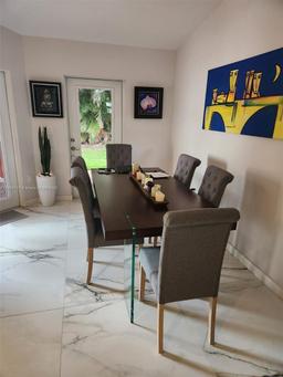 Picture of 5723 NW 100Th Ct, Doral, FL 33178