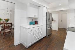 Picture of 19915 NE 10Th Place Way, Miami, FL 33179