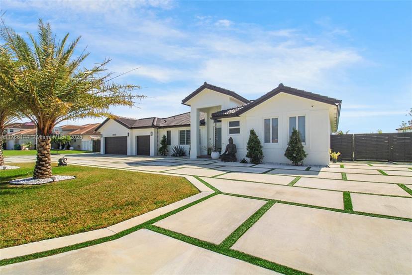 Picture of 22532 SW 128Th Pl, Miami FL 33170