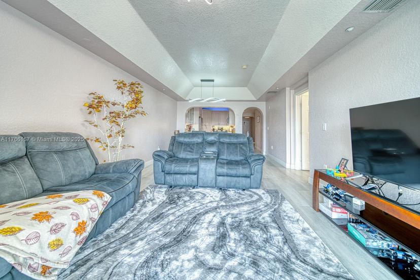 Picture of 10700 NW 66Th St # 309, Doral FL 33178